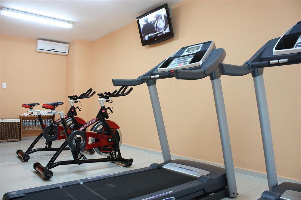 Mision Express Merida Altabrisa Екстер'єр фото